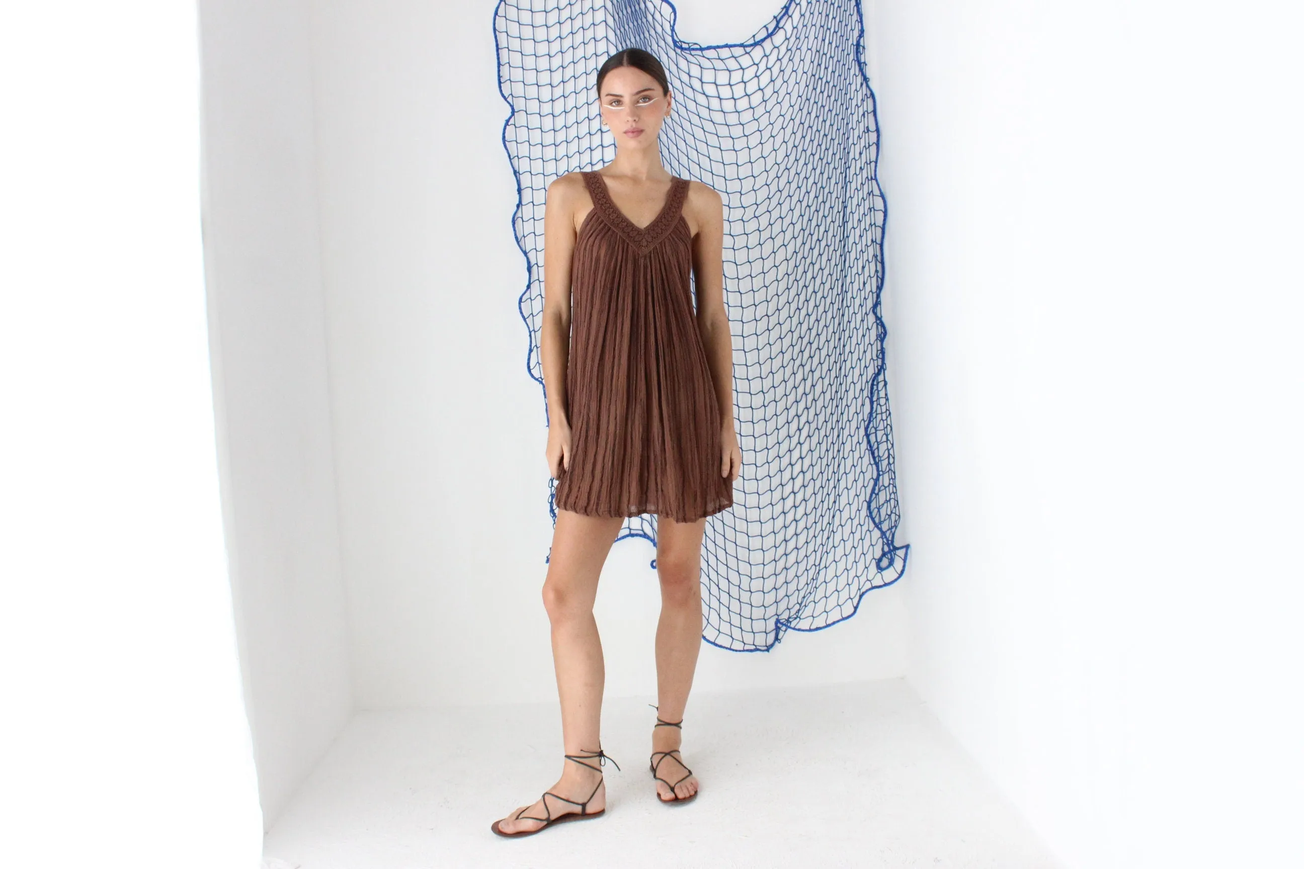 90s Minimal Leather Tie Up Gladiator Sandals ~ Euro 40