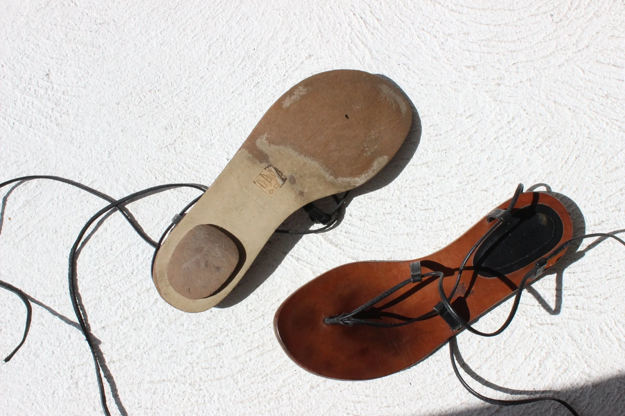 90s Minimal Leather Tie Up Gladiator Sandals ~ Euro 40