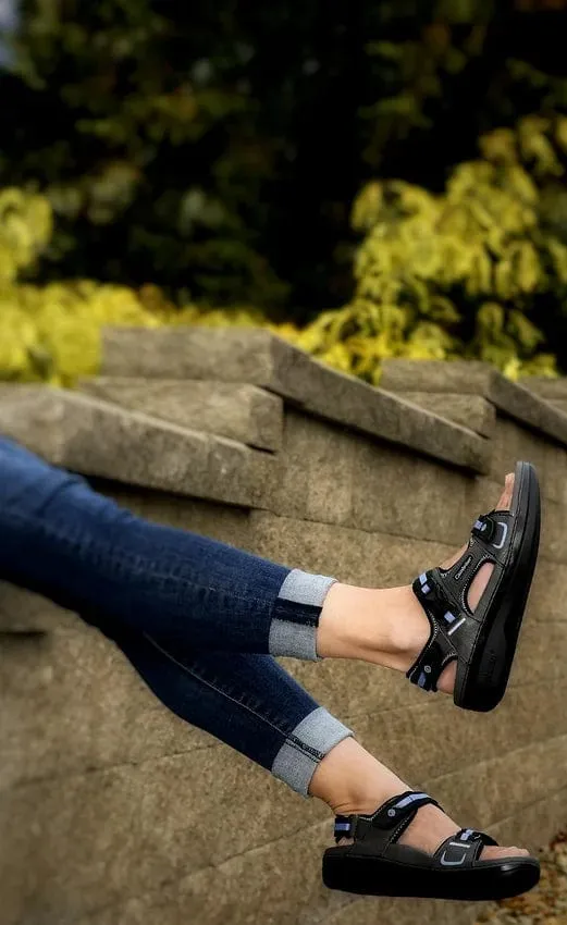 Cambrian Women's Marina 4 Walking Sandals- Black/ Blue