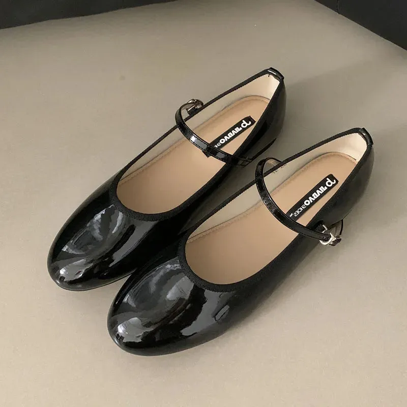 New Footwear Designer Shallow Women Flats With Shoes Female Round Toe Fashion Buckle Strap Ladies Flats Mary Janes Lolita Shoes