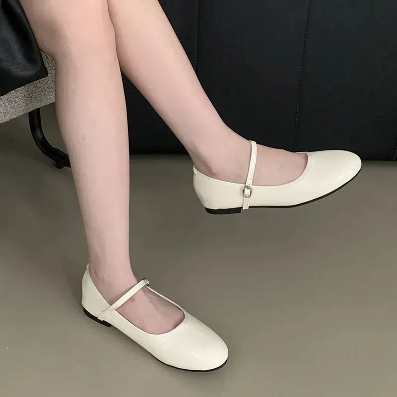 New Footwear Designer Shallow Women Flats With Shoes Female Round Toe Fashion Buckle Strap Ladies Flats Mary Janes Lolita Shoes