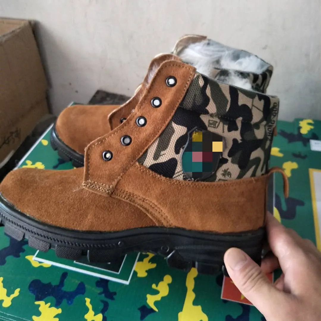 Thick plush lined lace-up work combat boots for men | Chunky low heel anti-skid shoes