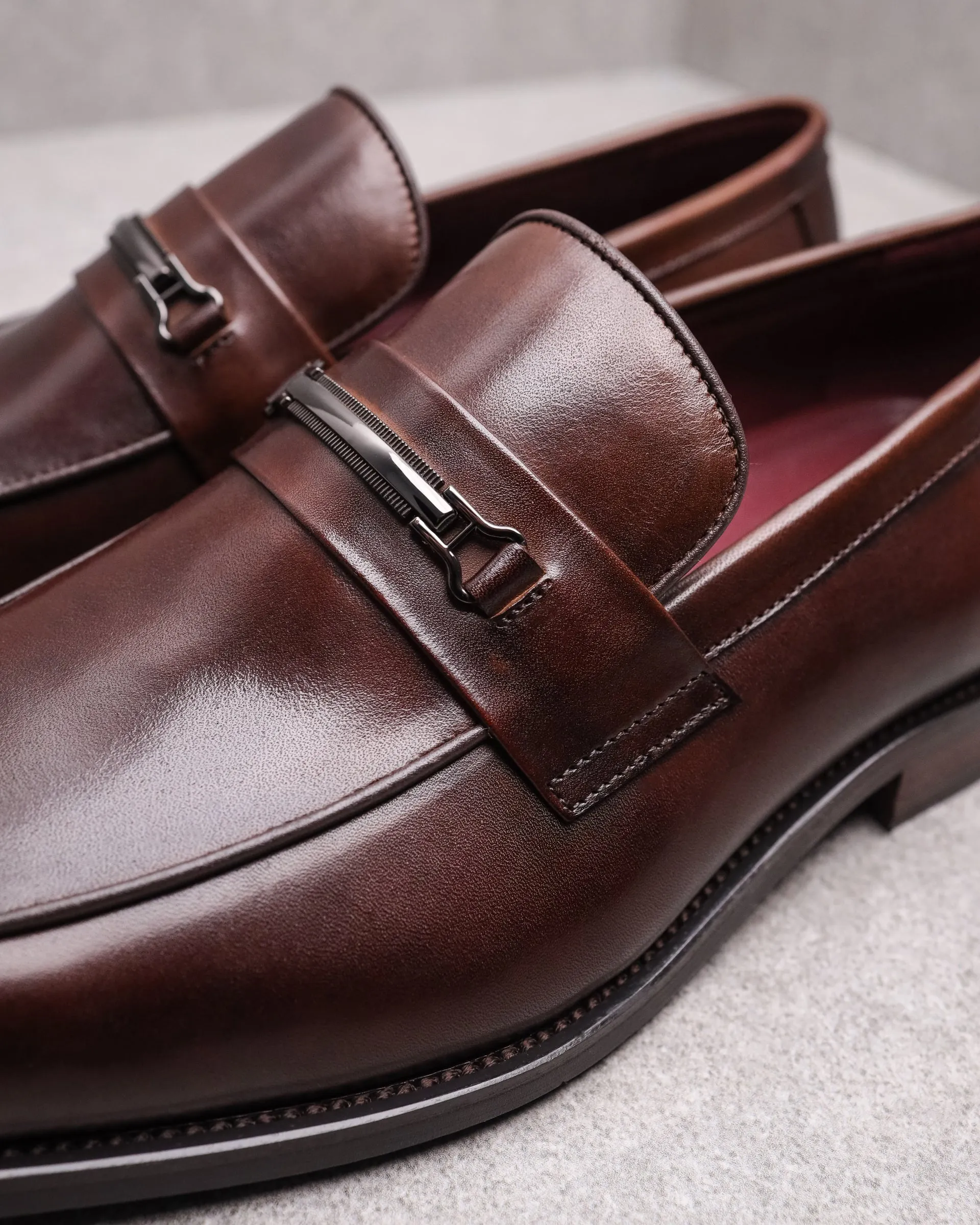 Tomaz HF050 Men's Buckle Loafers