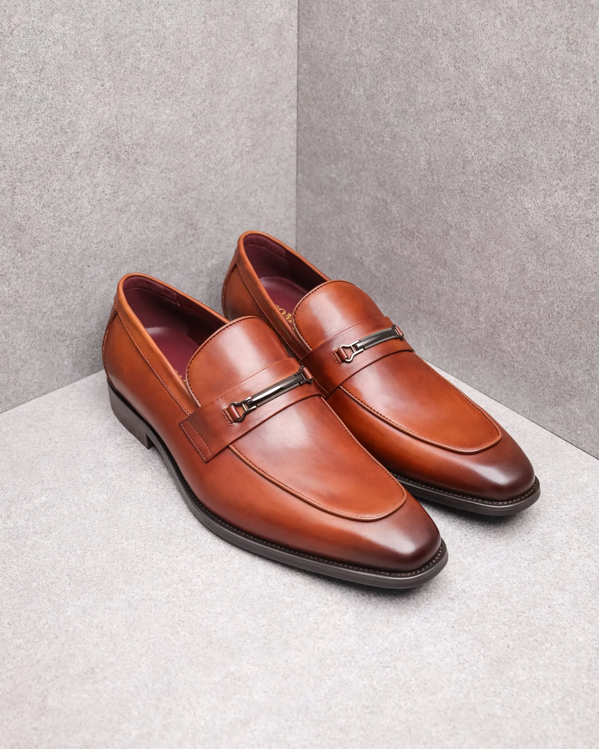 Tomaz HF050 Men's Buckle Loafers
